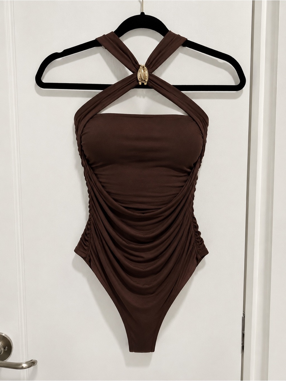 Beautiful women’s bodysuit in excellent condition — brand new and never worn